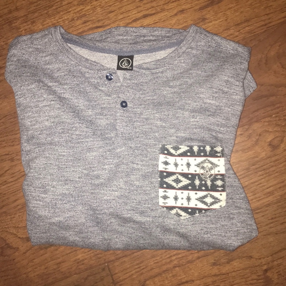Volcom long sleeve shirt